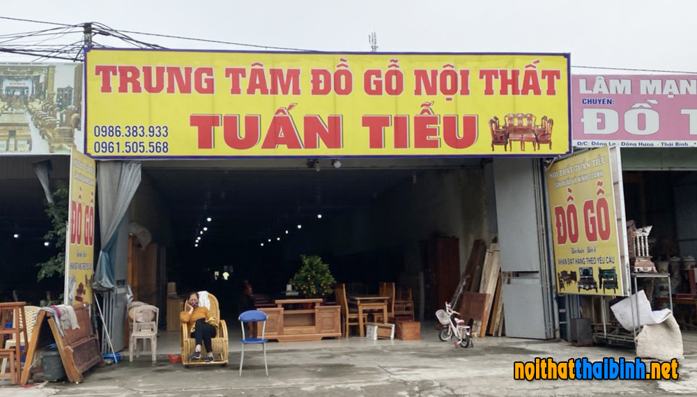 Cửa hàng đồ gỗ nội thất Tuấn Tiễu tại Đông Hưng, Thái Bình